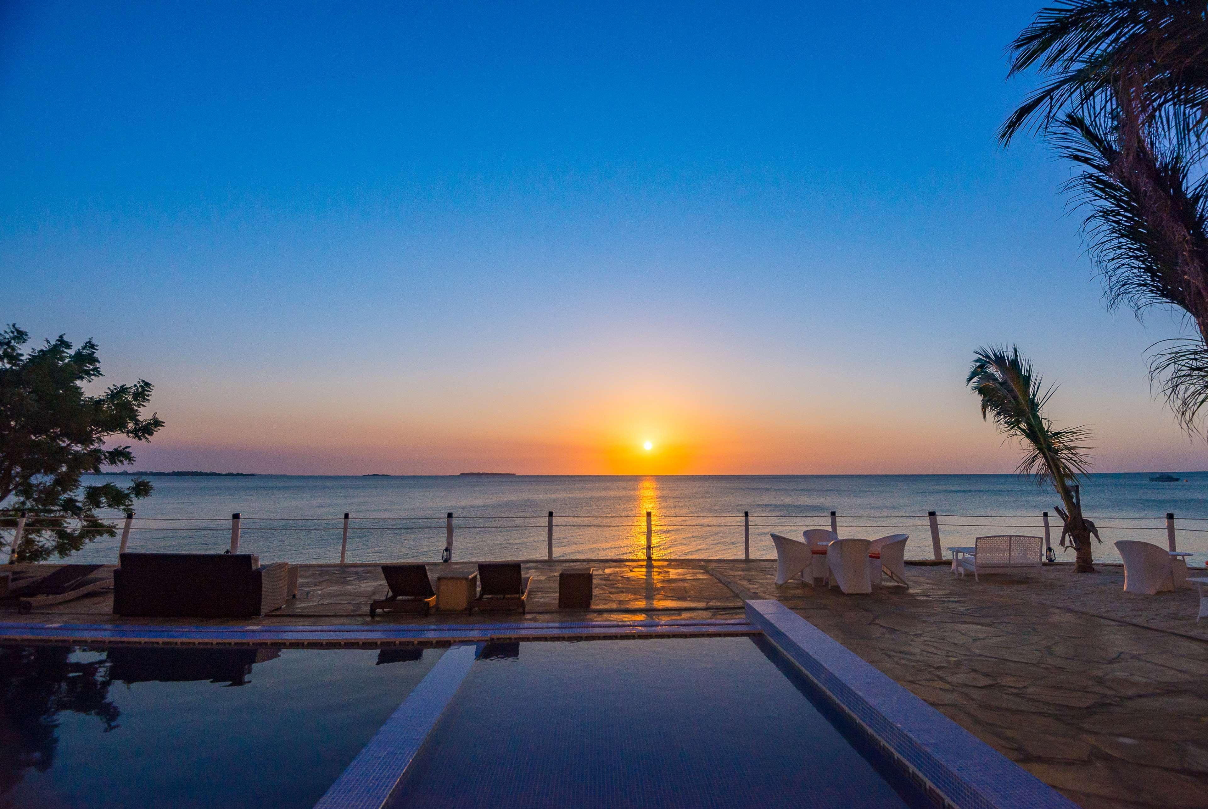 Golden Tulip Zanzibar Resort Bagian luar foto