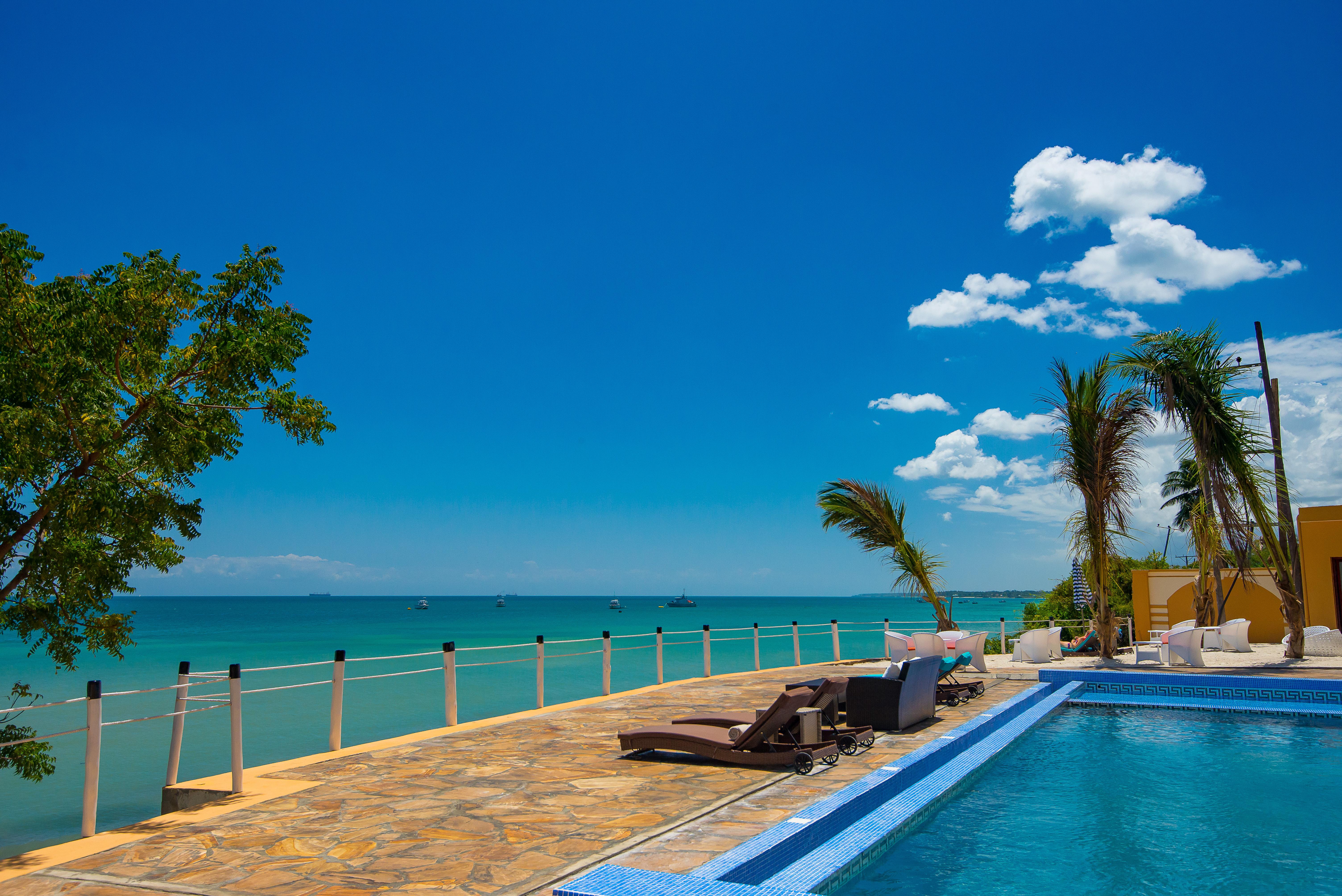 Golden Tulip Zanzibar Resort Bagian luar foto